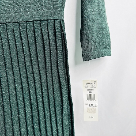NWT Studio One Women’s Sz Medium Dark Green Mock Neck Long Sleeve Pleated Dress - Picture 5 of 7